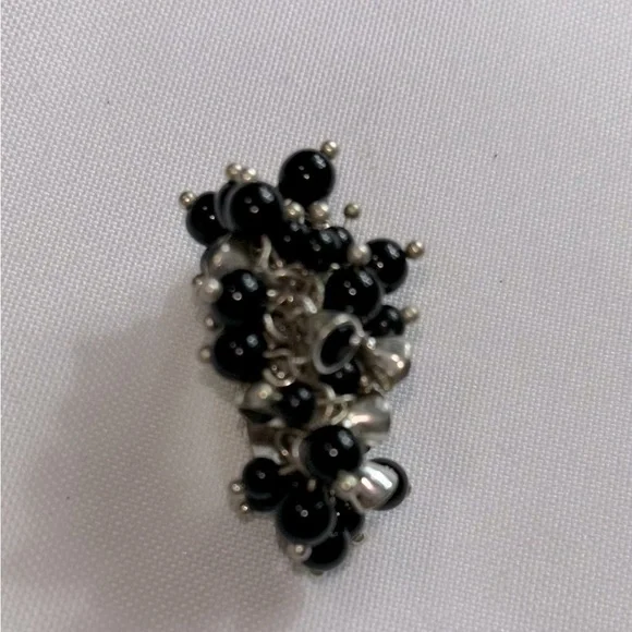 Silver Tone Fashion Stretch Ring With Black Beads & Rhinestones Women's Exc Cond - Picture 3 of 3